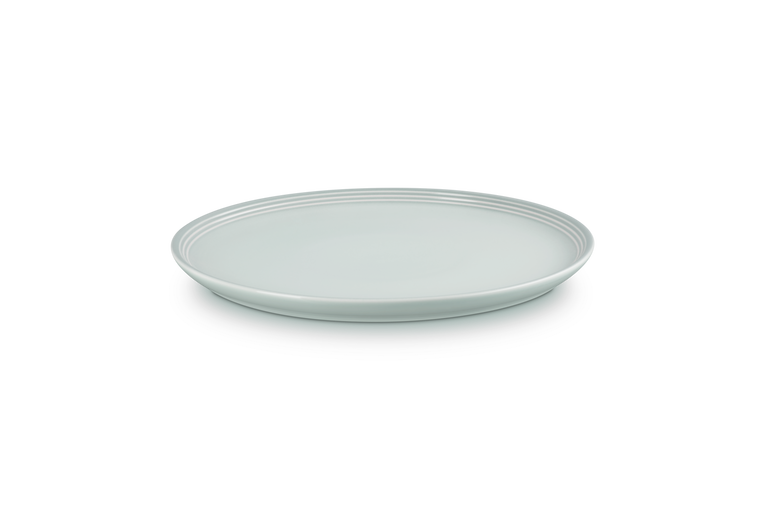 Porcelaine, céramique ou mélamine : comment choisir les bonnes assiettes ?